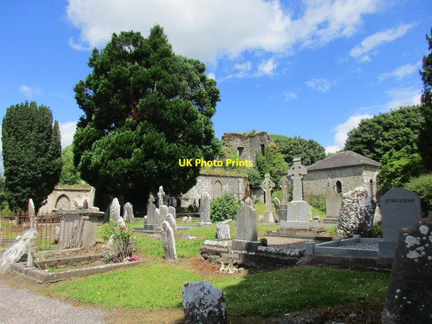 Photo 6"x4" Castlelyons, graveyard Castlelyons c2016