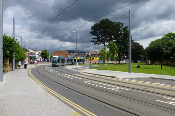 Photo 6"x4" Tram turning onto Chilwell Road Beeston\/SK5236 c2016
