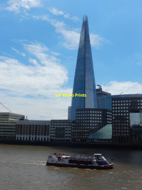 Photo 6"x4" The Shard and the Pool of London London c2016