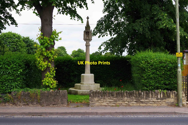 Photo 6"x4" Cogges War Memorial (1), Newland, Witney, Oxon Witney c2016