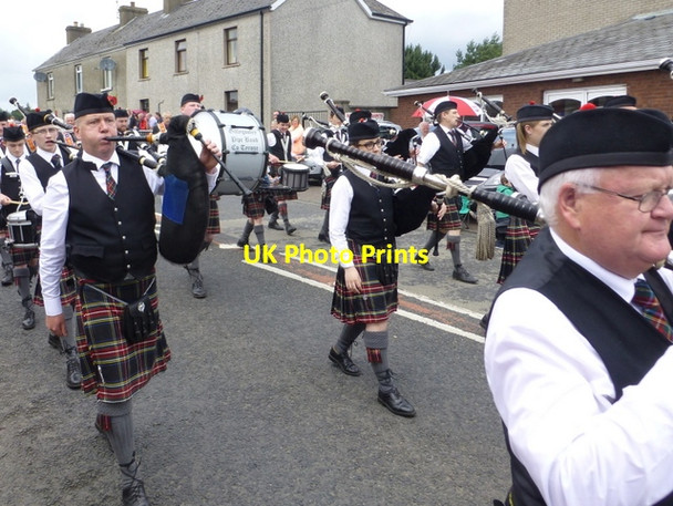 Photo 6"x4" Gillygooley Pipe Band Newtownstewart c2016