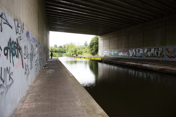 Photo 6"x4" The M1 goes over the Erewash Canal Stapleford\/SK5037 c2016