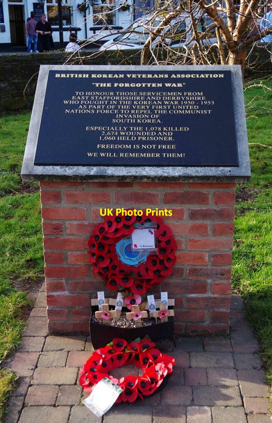 Photo 6"x4" Korean War Memorial, Lichfield Street, Burton upon Trent, Staffs Burton upon Trent c2016