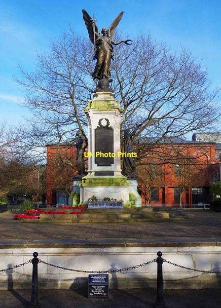Photo 6"x4" War Memorial (1), Lichfield Street, Burton upon Trent, Staffs Burton upon Trent c2016