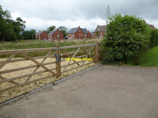 Photo 6"x4" New housing estate in Honeybourne Honeybourne c2016