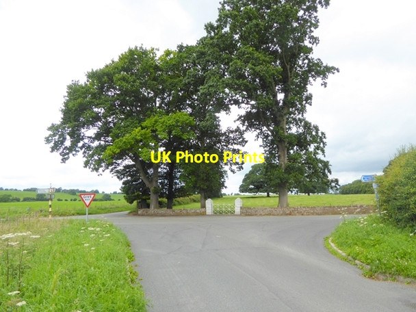 Photo 6"x4" The Laithes crossroads Great Blencow c2016