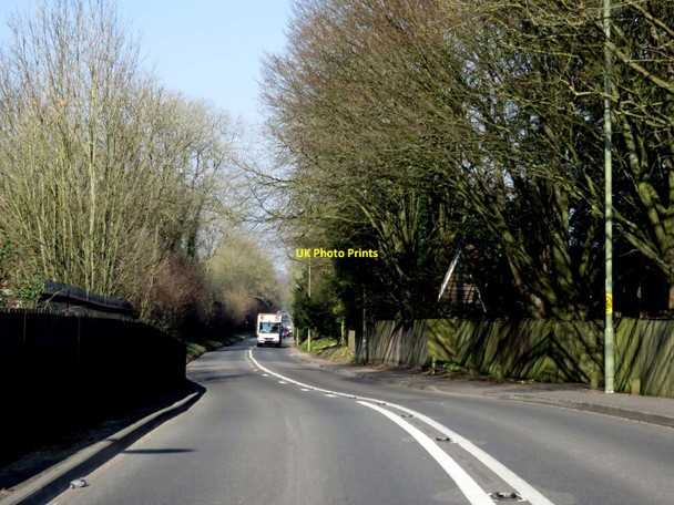 Photo 6"x4" The B3335 into Winchester St Cross c2016