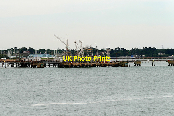 Photo 6"x4" Hamble Fuel Terminal Jetty Hamble-le-Rice c2016