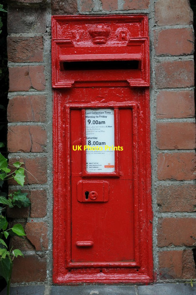 Photo 6"x4" Victorian postbox, Cholstrey Cholstrey c2016
