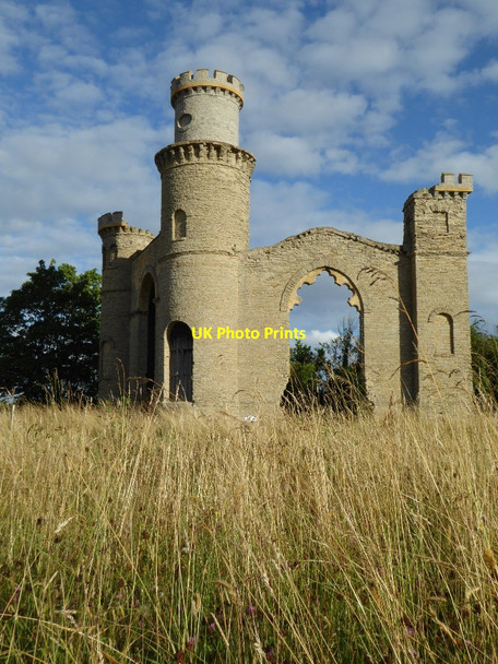 Photo 6"x4" Dunstall Castle Dunstall Common c2016