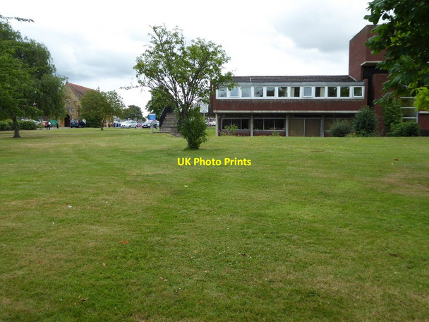 Photo 6"x4" Grounds beside Evesham Hospital Evesham c2016