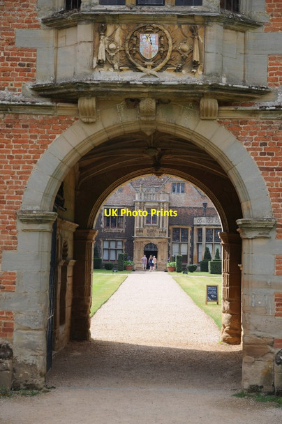 Photo 6"x4" Gatehouse arch, Charlecote Charlecote c2016