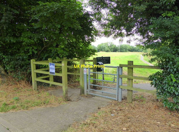 Photo 6"x4" Entrance from the car park to Willow Meadows, Carterton, Oxon Carterton\/SP2806 c2016