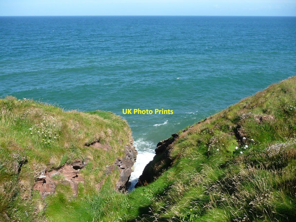 Photo 6"x4" Notch in the cliffs at Lhoob y Reeast Peel\/SC2484 c2016