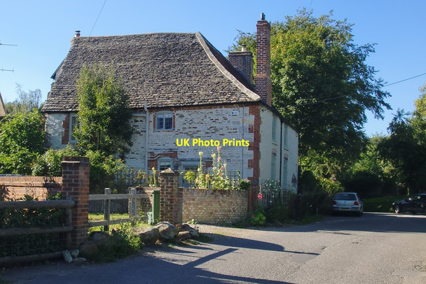 Photo 6"x4" Chalk-built house at Uffington Uffington\/SU3089 c2016