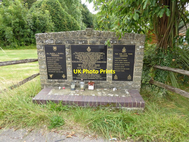 Photo 6"x4" Memorial to those of Coolham Advance Landing Ground Coolham\/TQ1222 c2016