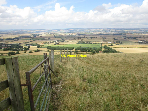 Photo 6"x4" View across The Carrs West Heslerton c2016