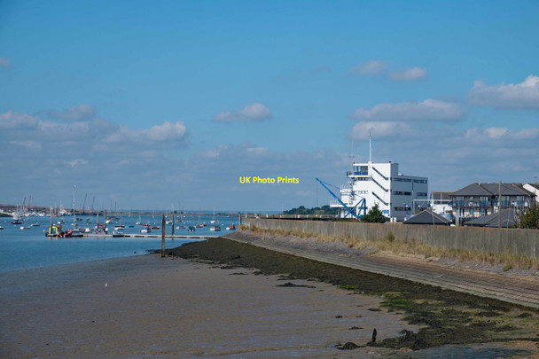 Photo 6"x4" River Crouch at Burnham-on-Crouch Burnham-On-Crouch c2016