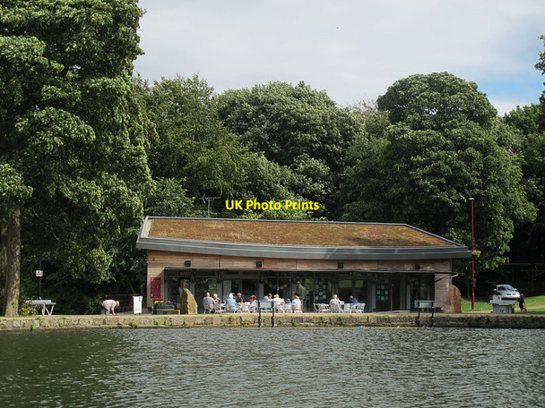 Photo 6"x4" Visitor Centre in Middleton Park Beeston Park Side c2016