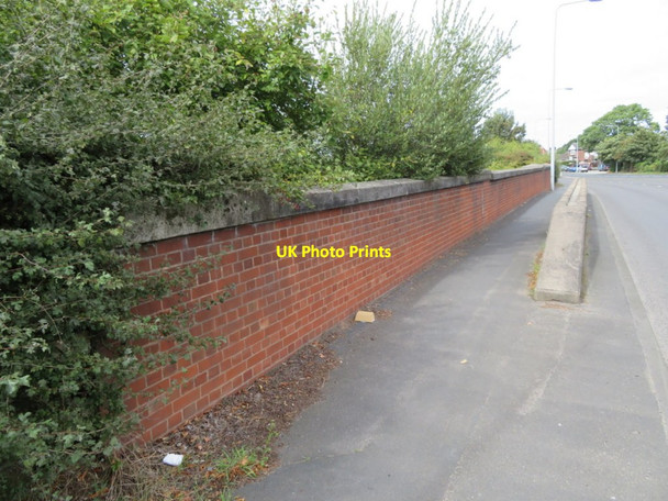 Photo 6"x4" Railway bridge parapet on the A5116 at Upton by Chester Moston\/SJ4070 c2016