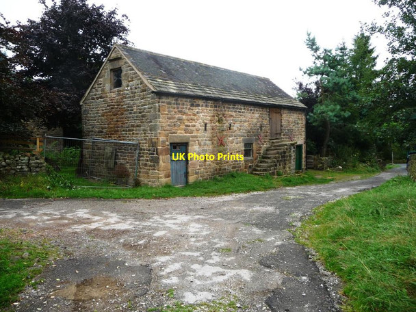 Photo 6"x4" Old barn, Cowley Farm, Lea Lea\/SK3257 c2016
