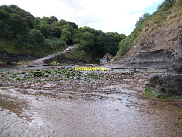 Photo 6"x4" The Boggle Hole at Robin Hood's Bay Fylingthorpe c2016