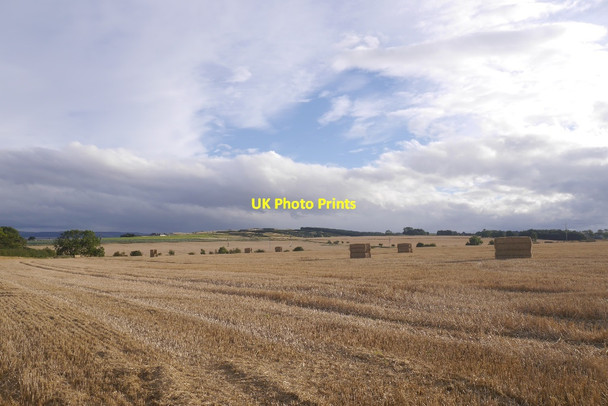 Photo 6"x4" Stubble and bales Blackdykes\/NT5883 c2016