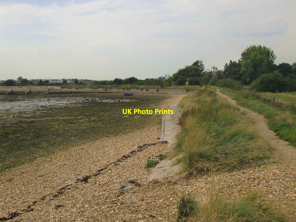 Photo 6"x4" Seawall and coastal path at the head of Nutbourne Channel Nutbourne\/SU7805 c2016