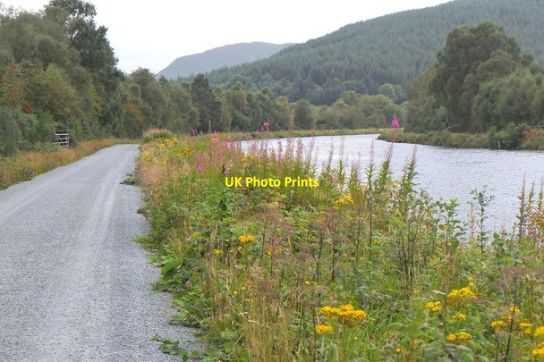 Photo 6"x4" Caledonian Canal and towpath Kilmonivaig c2016