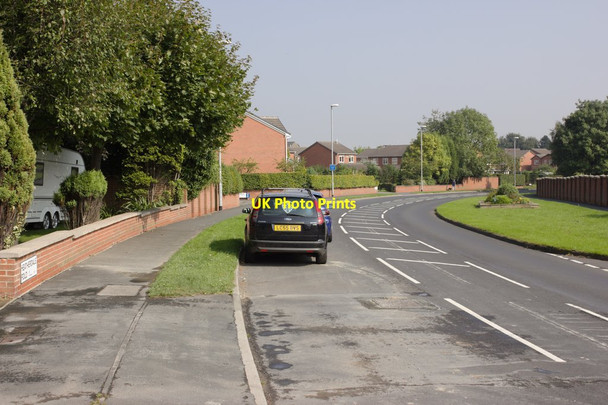Photo 6"x4" Lowry Road, West Ardsley Morley\/SE2627 c2016 P1