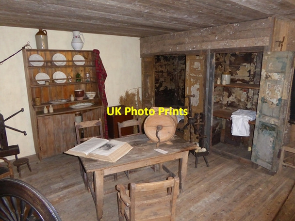 Photo 6"x4" A room in Findhorn Heritage Centre, Logie Steading Logie\/NJ0150 c2016