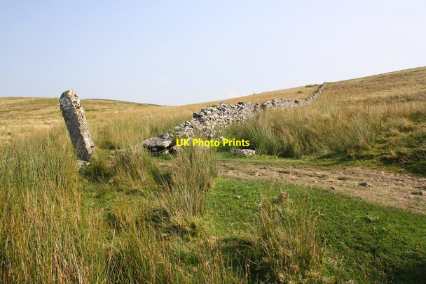 Photo 6"x4" Gatepost and wall across Pennine Way at Jackdaw Hill New Houses\/SD8073 c2016