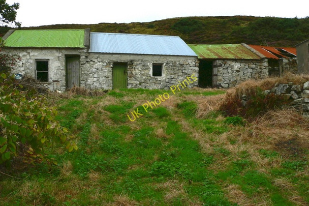 Photo 6"x4" Horn Head - Buildings Dunfanaghy c2005