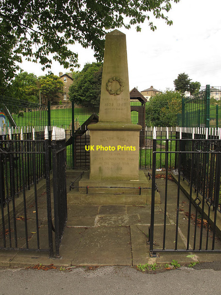 Photo 6"x4" Bolton Woods war memorial, Livingstone Road, Bradford Shipley\/SE1437 c2016