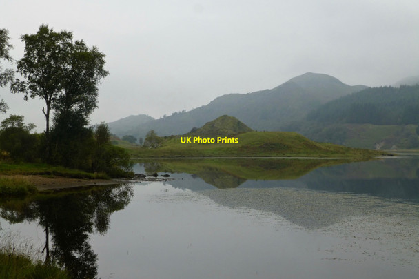 Photo 6"x4" Loch Iubhair Loch Inbhair c2016