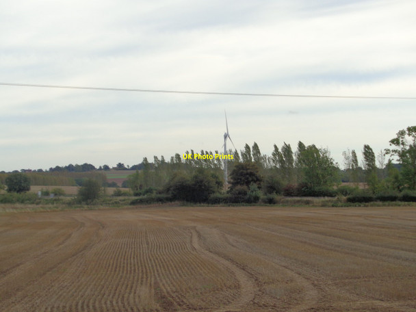 Photo 6"x4" Wind turbine viewed from Whittington Road, Norton Norton\/SO8850 c2016