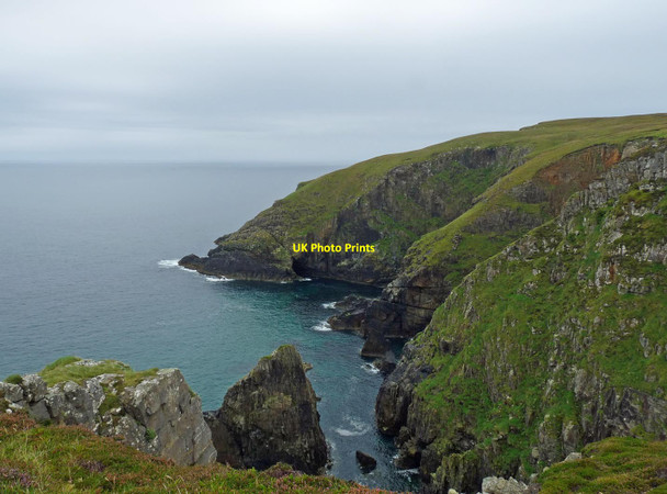 Photo 6"x4" Coastline to the north of Sr\u00c3\u00b2n an t-Seileir, Isle of Lewis Sr\u00f2n an t-Seileir c2016