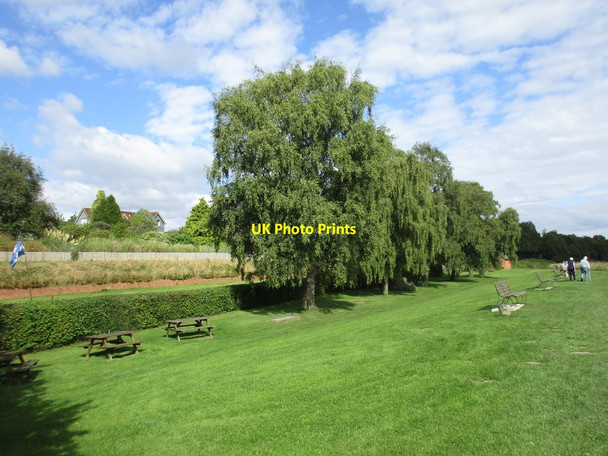 Photo 6"x4" Picnic area by the River Severn, Newnham Broadoak\/SO7012 c2016