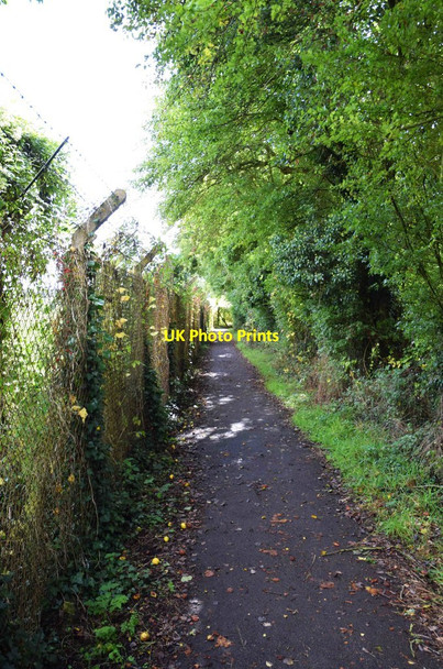 Photo 6"x4" Public footpath near Carterton, Oxon Carterton\/SP2806 c2016
