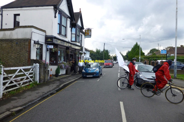 Photo 6"x4" The King's Arms Longford\/TQ0476 c2016