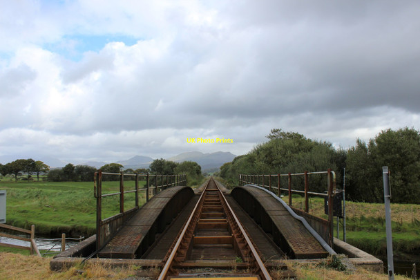Photo 6"x4" Railway Bridge crossing the Afon y Glyn (1) Glan-y-wern\/SH6034 c2016