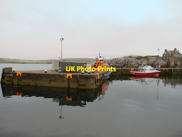 Photo 6"x4" Lifeboat Jetty, Lerwick Small Boat Harbour Lerwick c2016