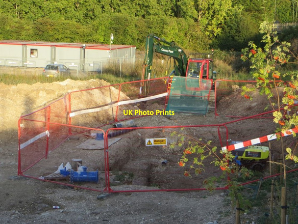 Photo 6"x4" Valve by the Hole Chilton\/SU4885 c2016