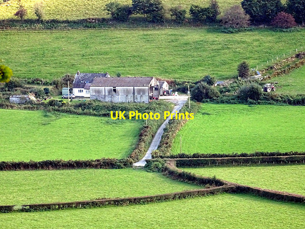Photo 6"x4" Troed-rhiw-ceir farm Nantyronen Station c2016