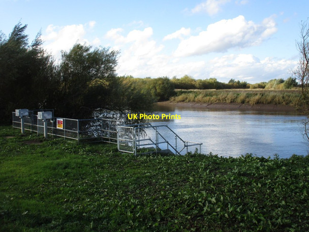 Photo 6"x4" The River Trent near Lea Gainsborough\/SK8189 c2016