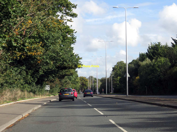 Photo 6"x4" Bath Road into Reading Calcot\/SU6671 c2016