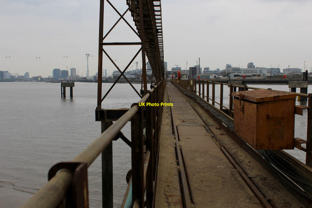 Photo 6"x4" Jetty and Conveyor stretching out into Bugsby's Reach Greenwich\/TQ3977 c2016