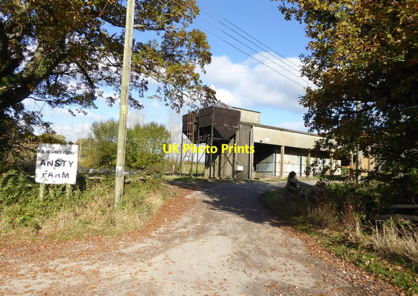 Photo 6"x4" Entrance to yard of Ansty Farm Ansty\/TQ2923 c2016