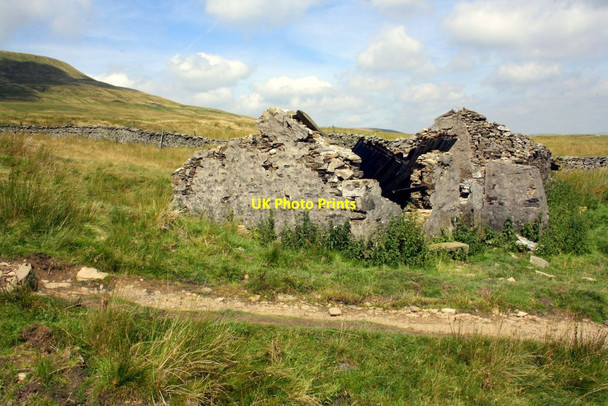 Photo 6"x4" Ruined shooting hut beside Dales High Way at The Allotment Selside\/SD7875 c2016