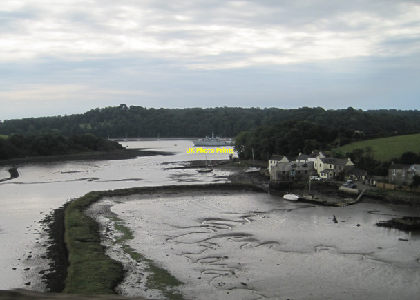 Photo 6"x4" View from a Plymouth-Penzance train - Mill Pond, Forder Lake Saltash\/SX4258 c2016